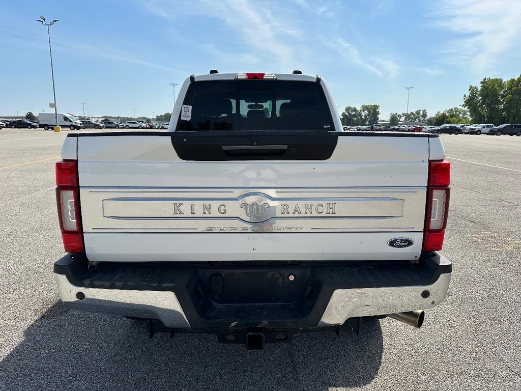 Ford Super Duty F-250 SRW Vehicle Full-screen Gallery Image 7