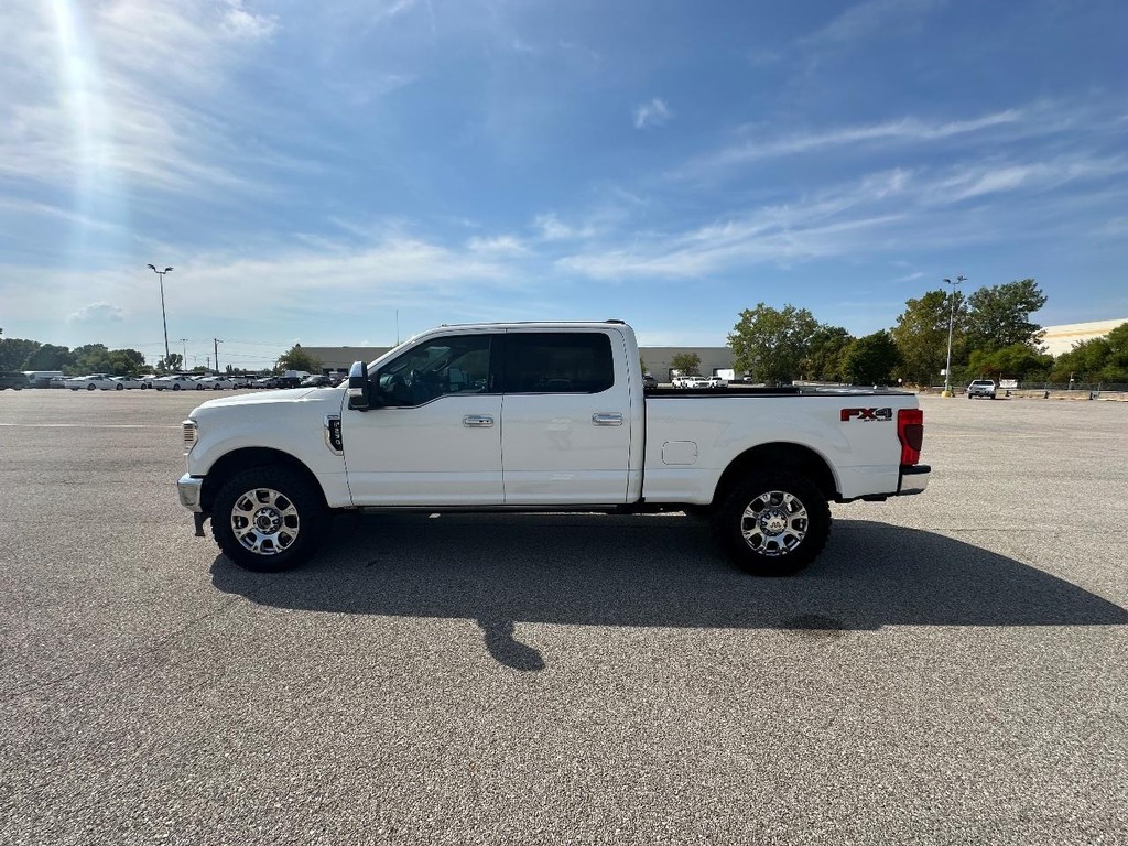 Ford Super Duty F-250 SRW Vehicle Full-screen Gallery Image 10