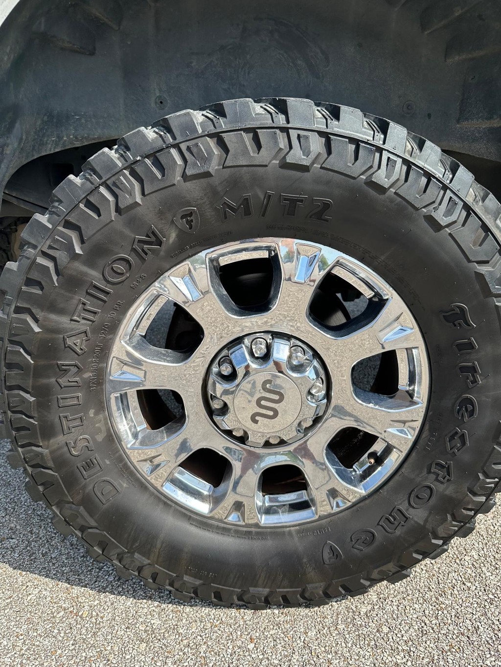 Ford Super Duty F-250 SRW Vehicle Full-screen Gallery Image 15