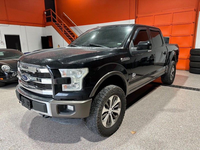 Ford F-150 Vehicle Full-screen Gallery Image 9