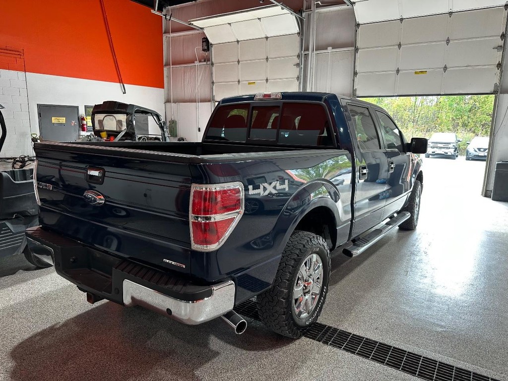 Ford F-150 Vehicle Full-screen Gallery Image 3