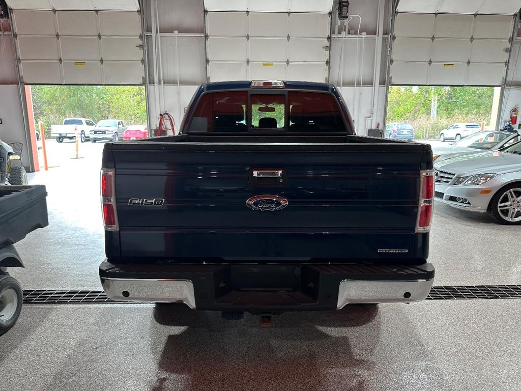 Ford F-150 Vehicle Full-screen Gallery Image 6