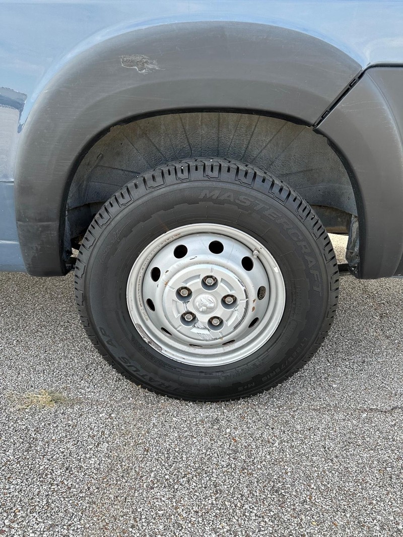 Ram ProMaster Cargo Van Vehicle Full-screen Gallery Image 12