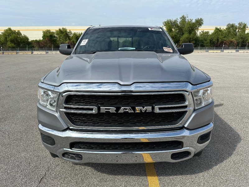 Ram 1500 Vehicle Full-screen Gallery Image 8