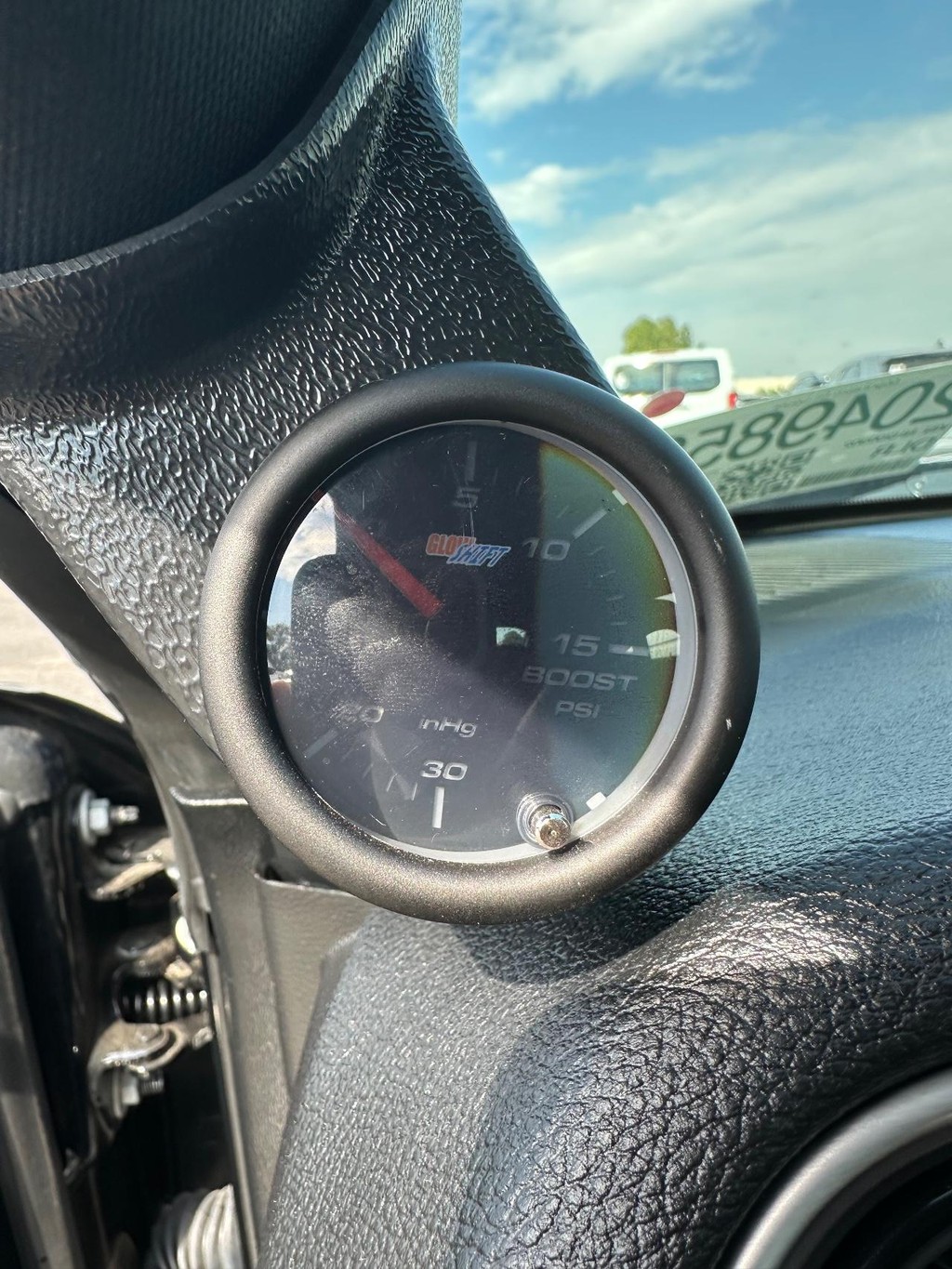 Dodge Challenger Vehicle Full-screen Gallery Image 24