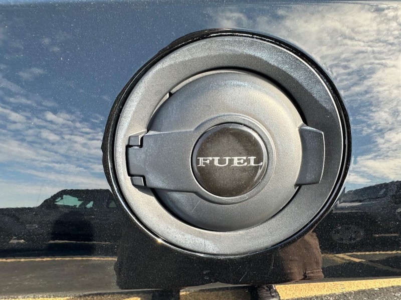 Dodge Challenger Vehicle Full-screen Gallery Image 28