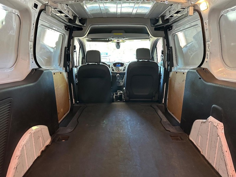 Ford Transit Connect Vehicle Full-screen Gallery Image 5