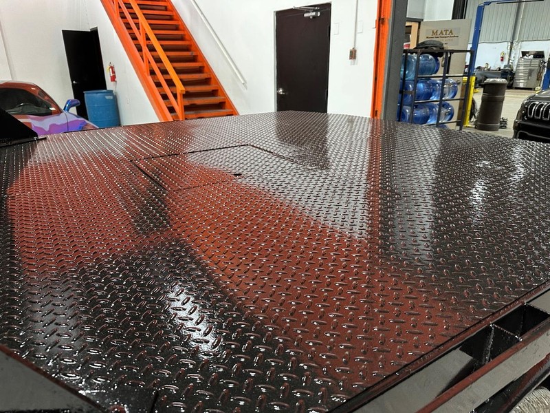 Ram 3500 Vehicle Full-screen Gallery Image 14