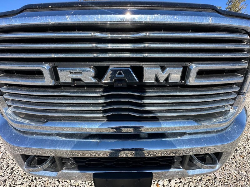 Ram 3500 Vehicle Full-screen Gallery Image 30