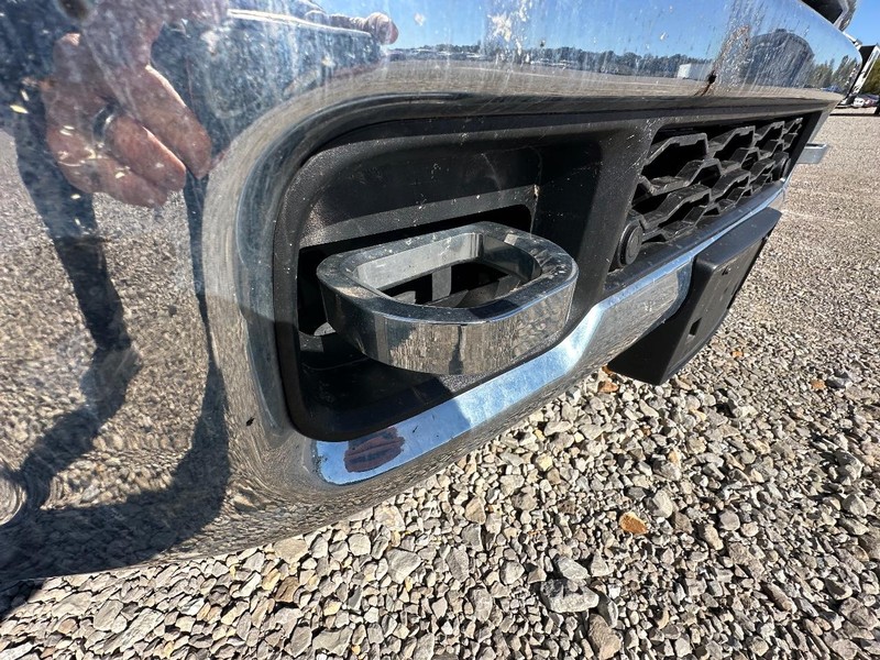 Ram 3500 Vehicle Full-screen Gallery Image 31