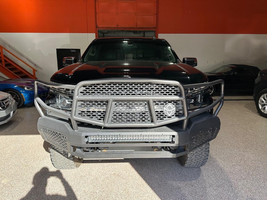 Chevrolet Silverado 1500 Vehicle Full-screen Gallery Image 7