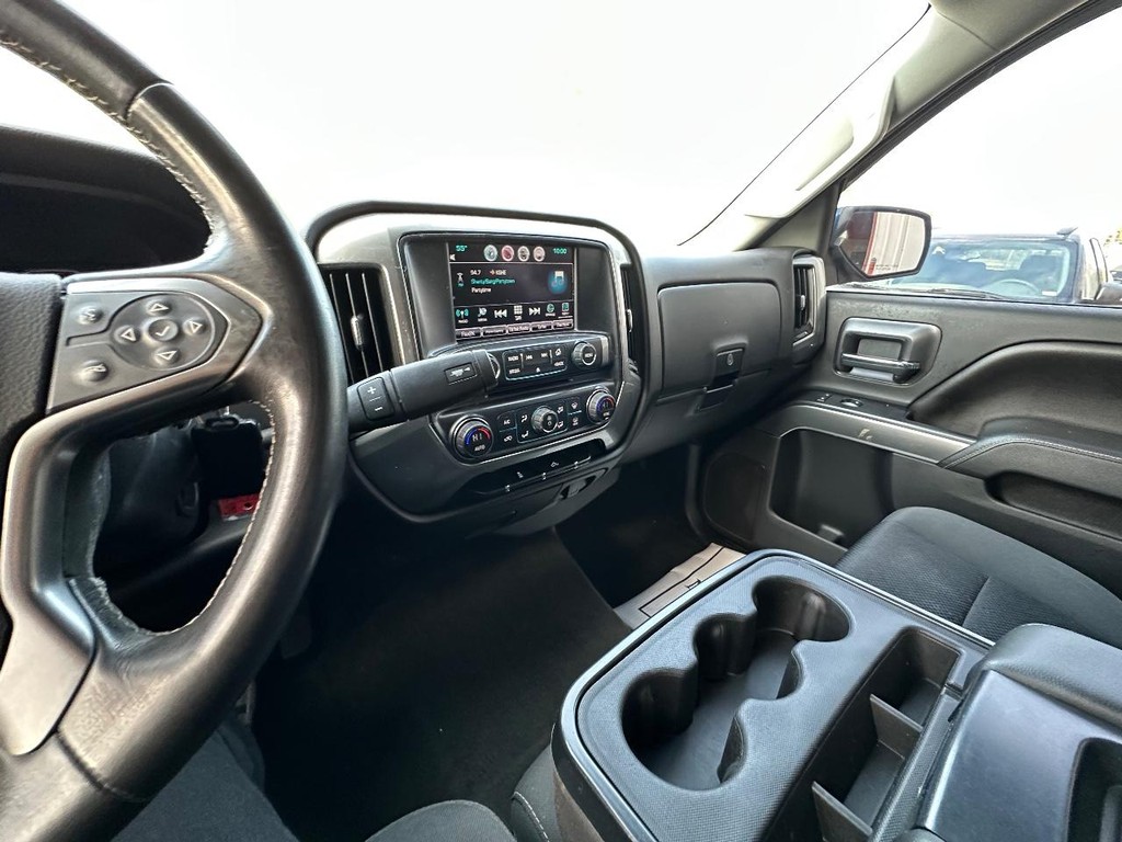 Chevrolet Silverado 1500 Vehicle Full-screen Gallery Image 22