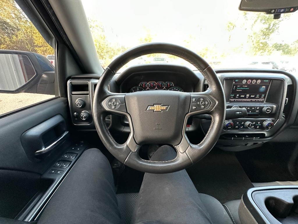 Chevrolet Silverado 1500 Vehicle Full-screen Gallery Image 24