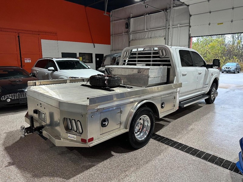 2023 Ram 3500 Limited photo 3