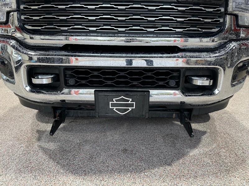 Ram 3500 Chassis Cab Vehicle Full-screen Gallery Image 7