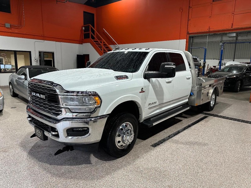 Ram 3500 Chassis Cab Vehicle Full-screen Gallery Image 9