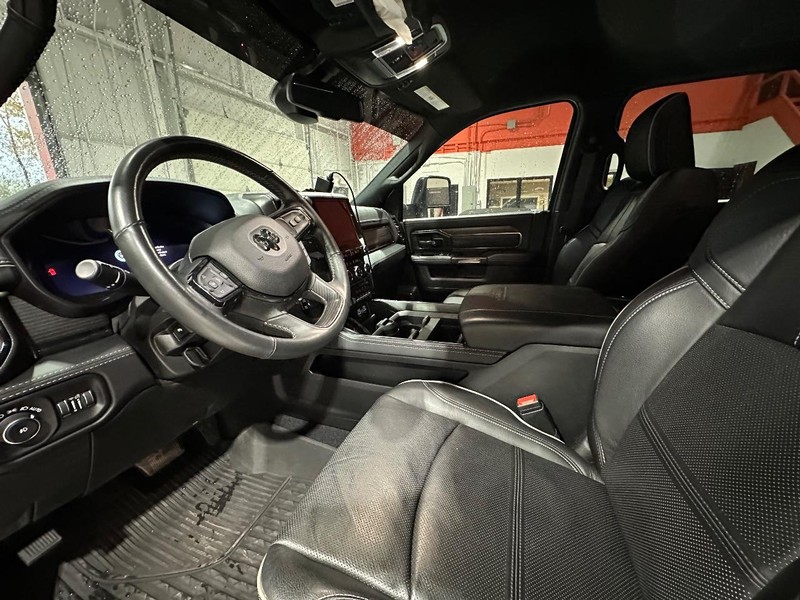 Ram 3500 Chassis Cab Vehicle Full-screen Gallery Image 20