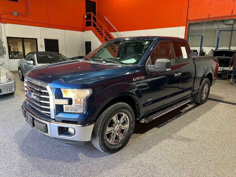 Ford F-150 Vehicle Full-screen Gallery Image 7