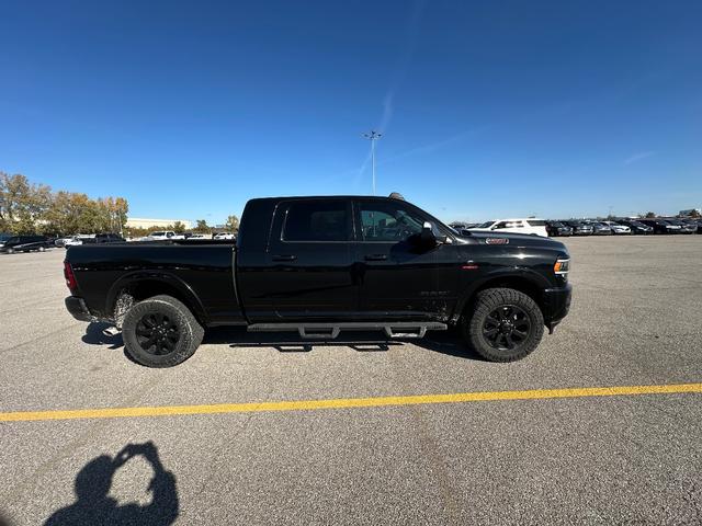 2022 Ram 3500 Laramie photo 2