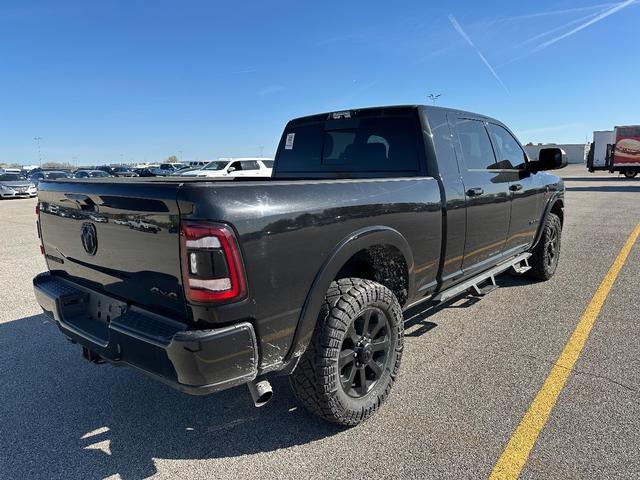 2022 Ram 3500 Laramie photo 3
