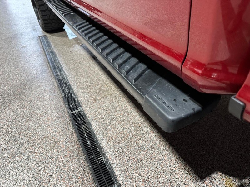 Ford F-150 Vehicle Full-screen Gallery Image 15