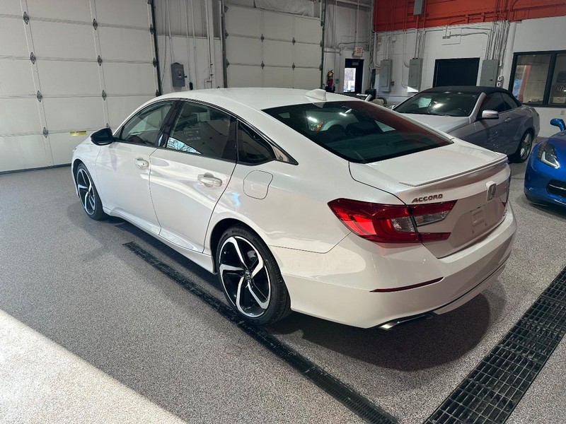2018 Honda Accord Sport 1.5T photo 3