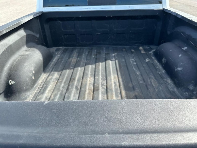 Ram 1500 Vehicle Full-screen Gallery Image 3