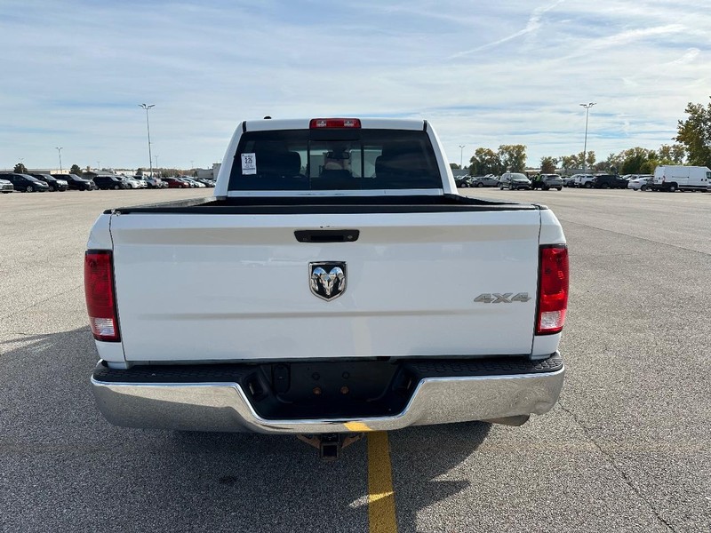 Ram 1500 Vehicle Full-screen Gallery Image 4