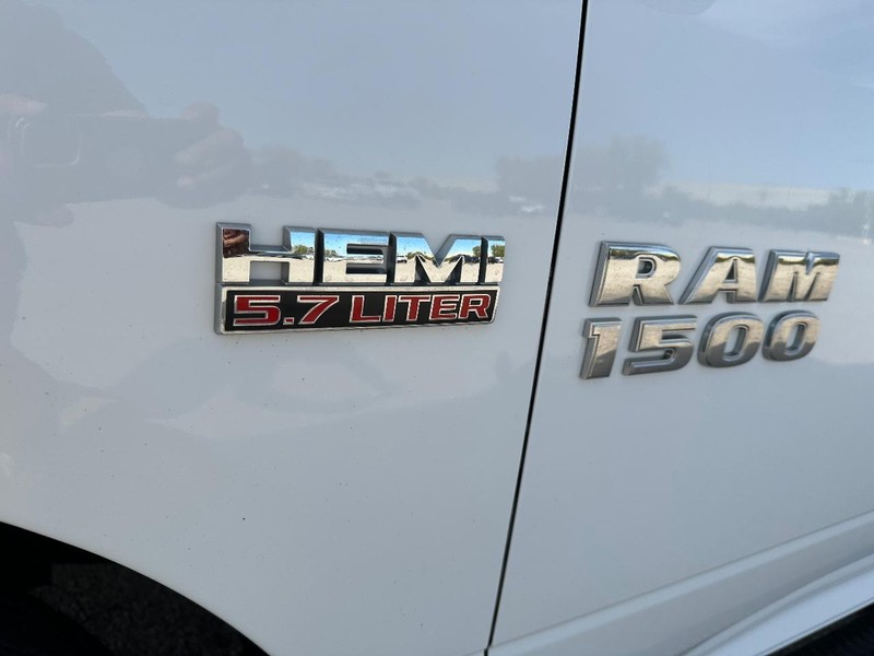 Ram 1500 Vehicle Full-screen Gallery Image 9