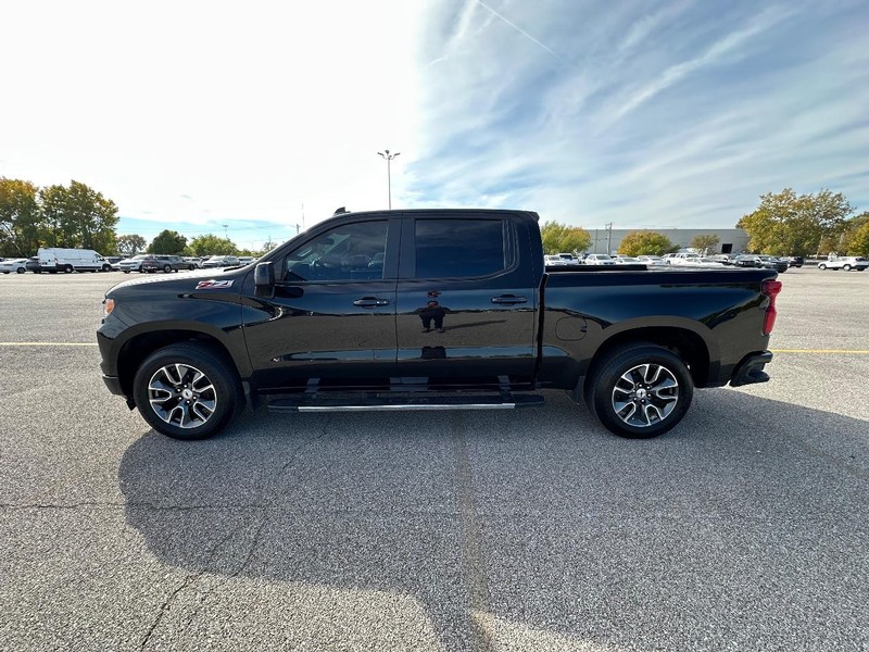 Chevrolet Silverado 1500 Vehicle Full-screen Gallery Image 6