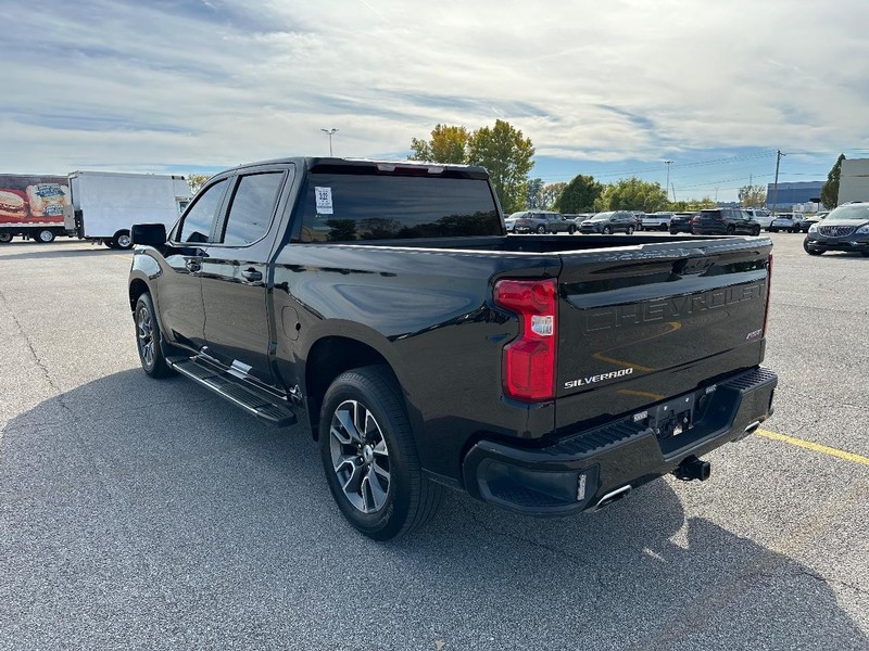 Chevrolet Silverado 1500 Vehicle Full-screen Gallery Image 7