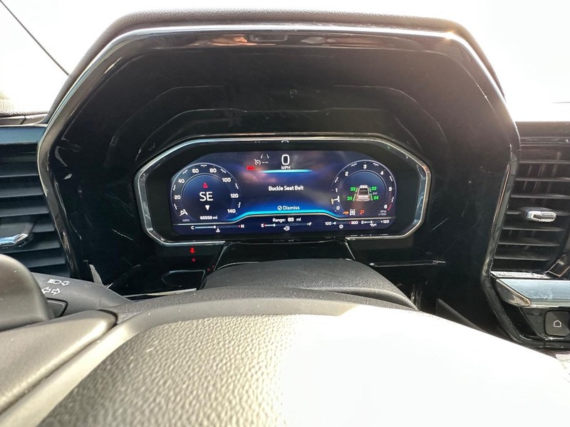 Chevrolet Silverado 1500 Vehicle Full-screen Gallery Image 23