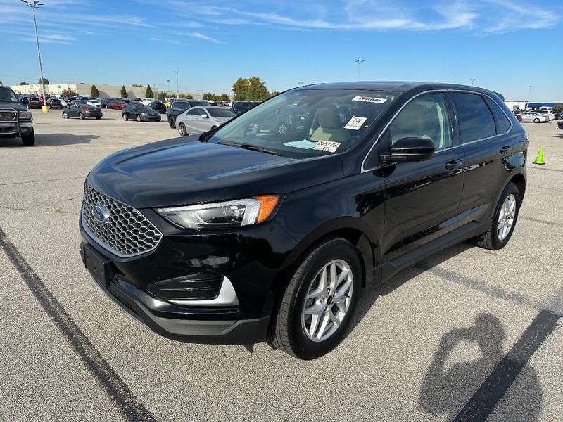 Ford Edge Vehicle Full-screen Gallery Image 7