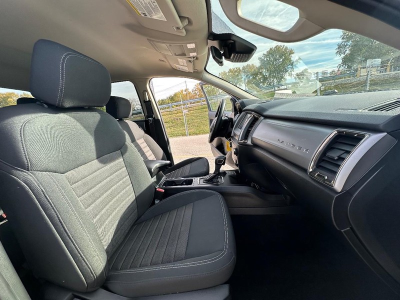 Ford Ranger Vehicle Full-screen Gallery Image 15