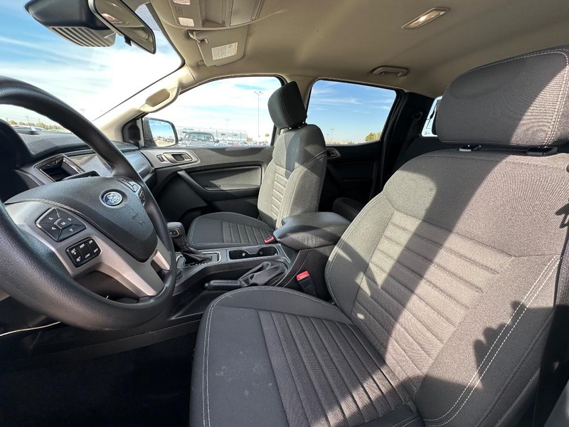 Ford Ranger Vehicle Full-screen Gallery Image 24