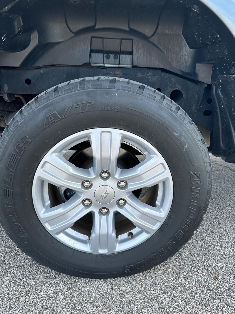 Ford Ranger Vehicle Full-screen Gallery Image 32