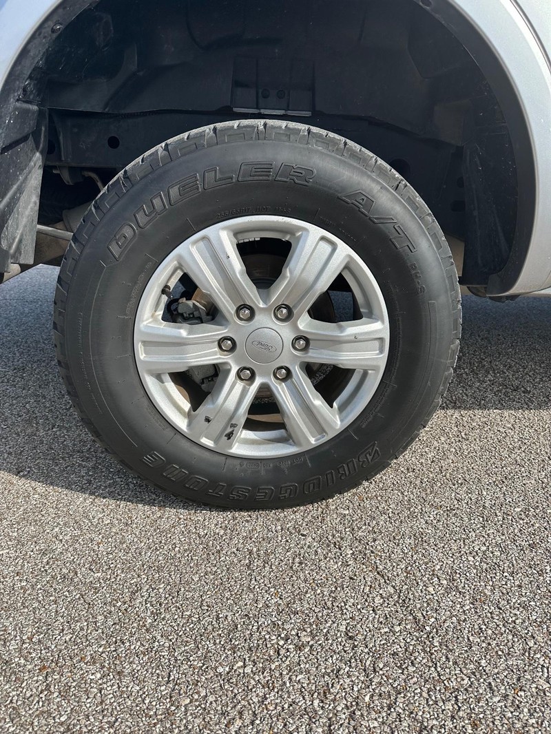 Ford Ranger Vehicle Full-screen Gallery Image 14