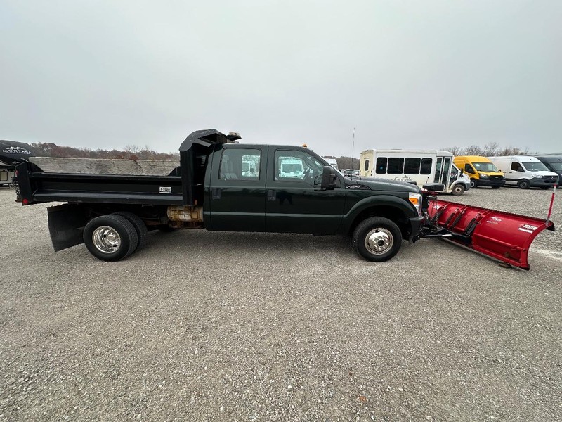 2016 Ford F-350 XL photo 2