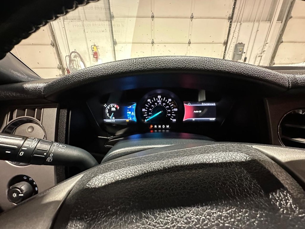 Ford Expedition Vehicle Full-screen Gallery Image 26