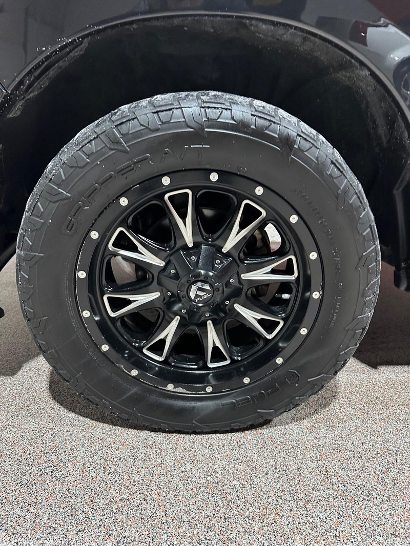 Ram 1500 Vehicle Full-screen Gallery Image 7