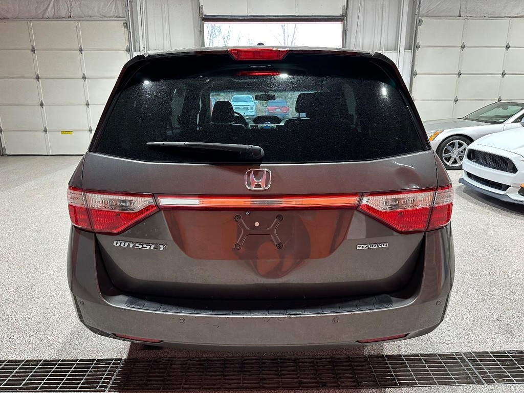 Honda Odyssey Vehicle Full-screen Gallery Image 4