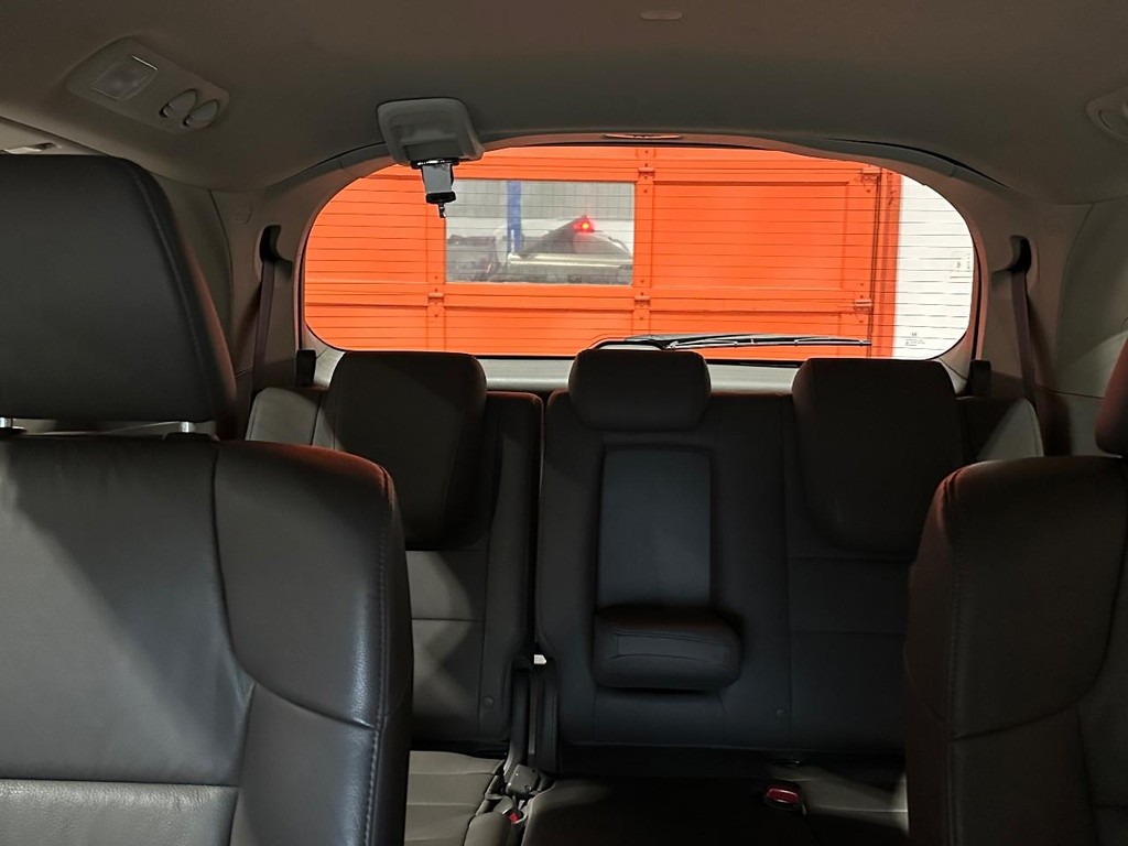 Honda Odyssey Vehicle Full-screen Gallery Image 20
