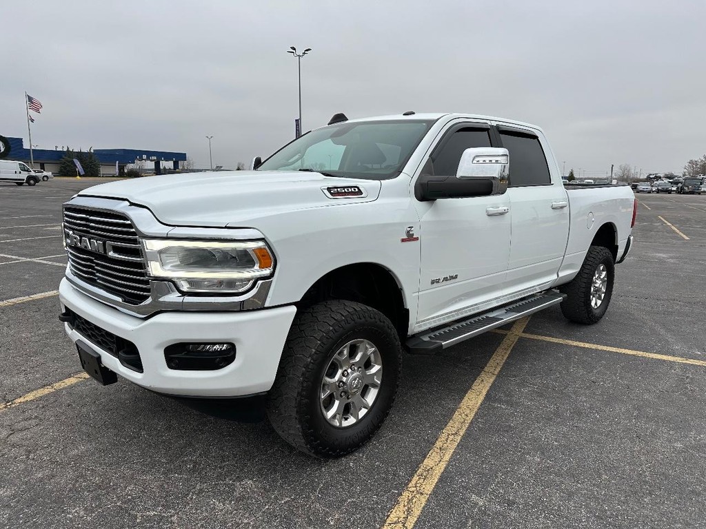 Ram 2500 Vehicle Full-screen Gallery Image 5