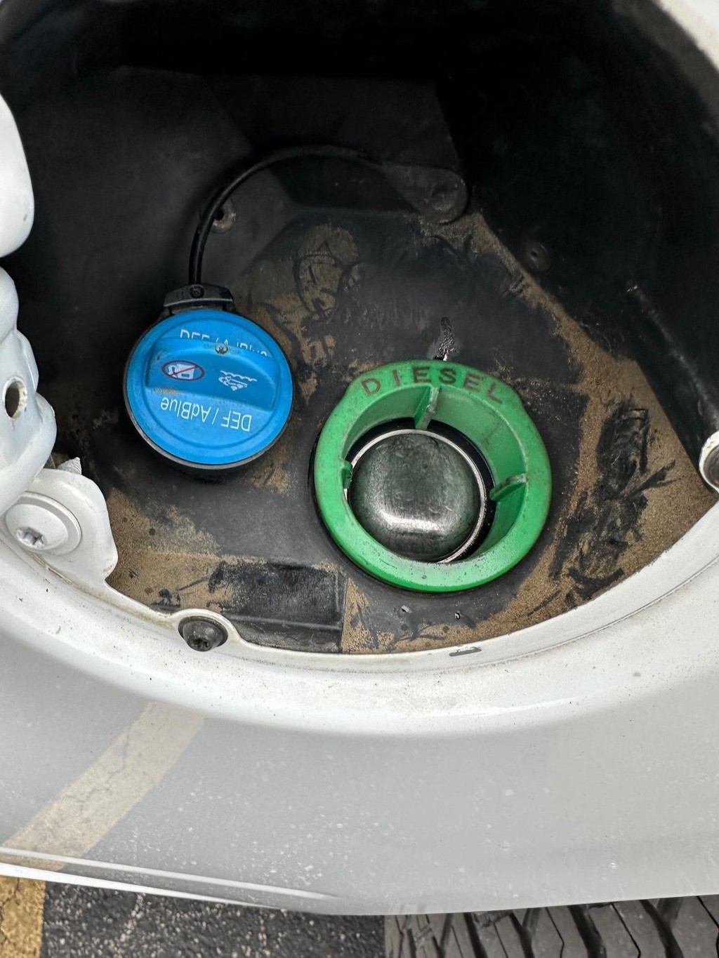 Ram 2500 Vehicle Full-screen Gallery Image 13