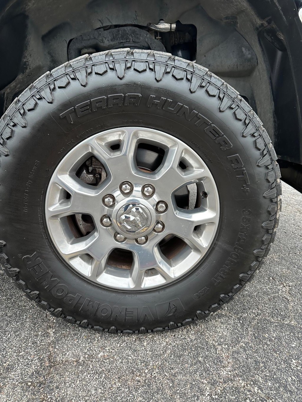 Ram 2500 Vehicle Full-screen Gallery Image 16