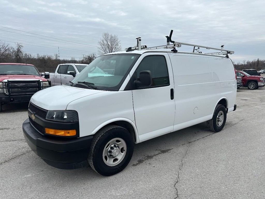 Chevrolet Express Cargo Van Vehicle Full-screen Gallery Image 07