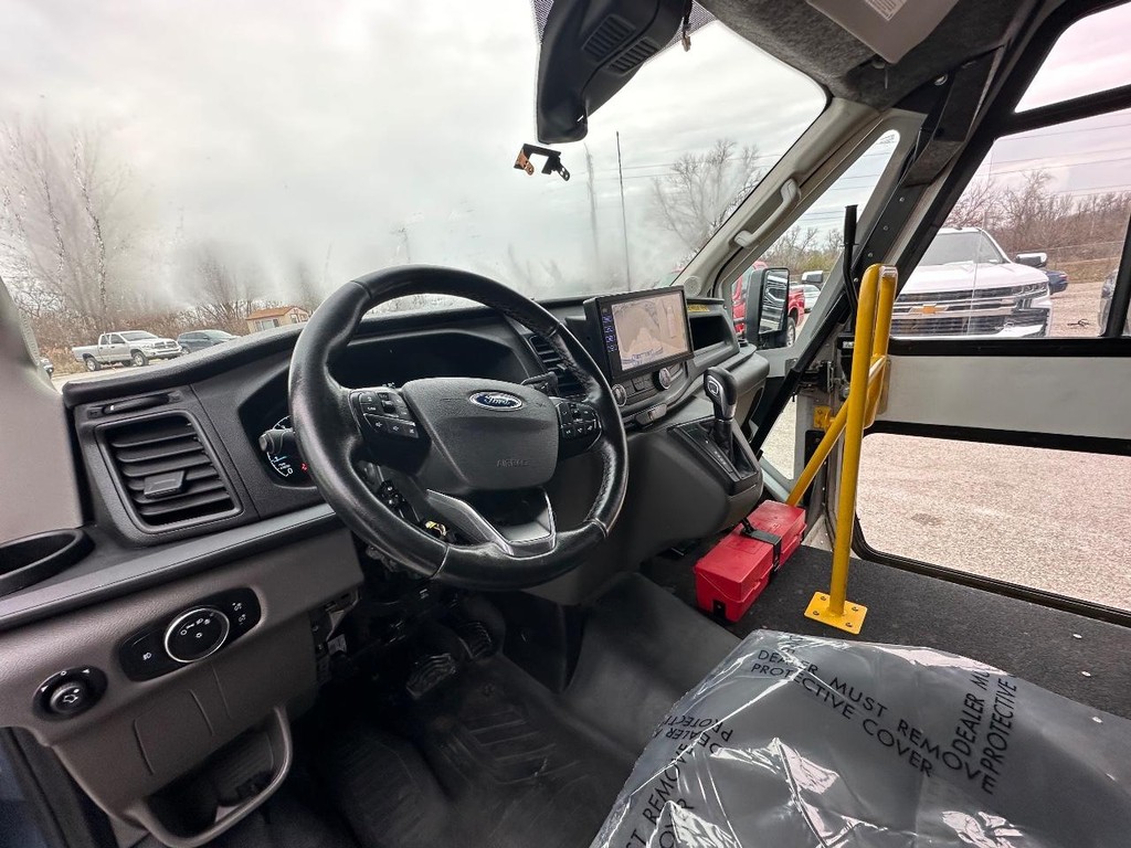 Ford Transit Cutaway Vehicle Full-screen Gallery Image 9