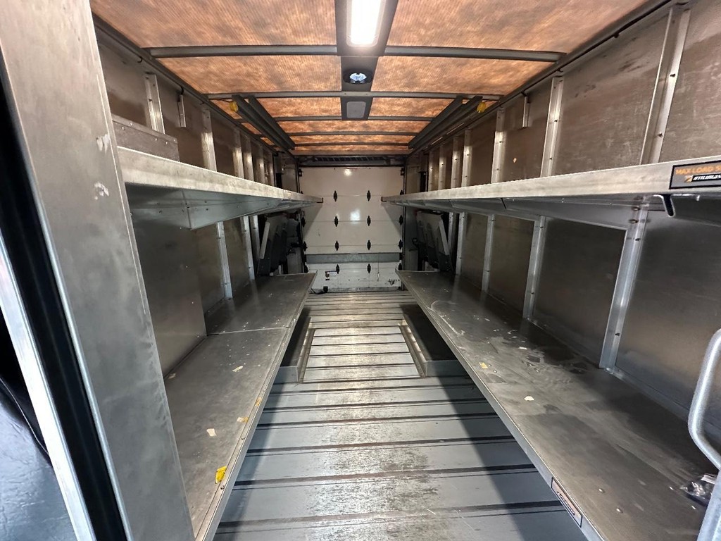 Ford Transit Cutaway Vehicle Full-screen Gallery Image 21