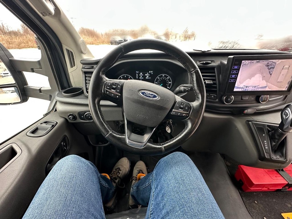 Ford Transit Cutaway Vehicle Full-screen Gallery Image 22