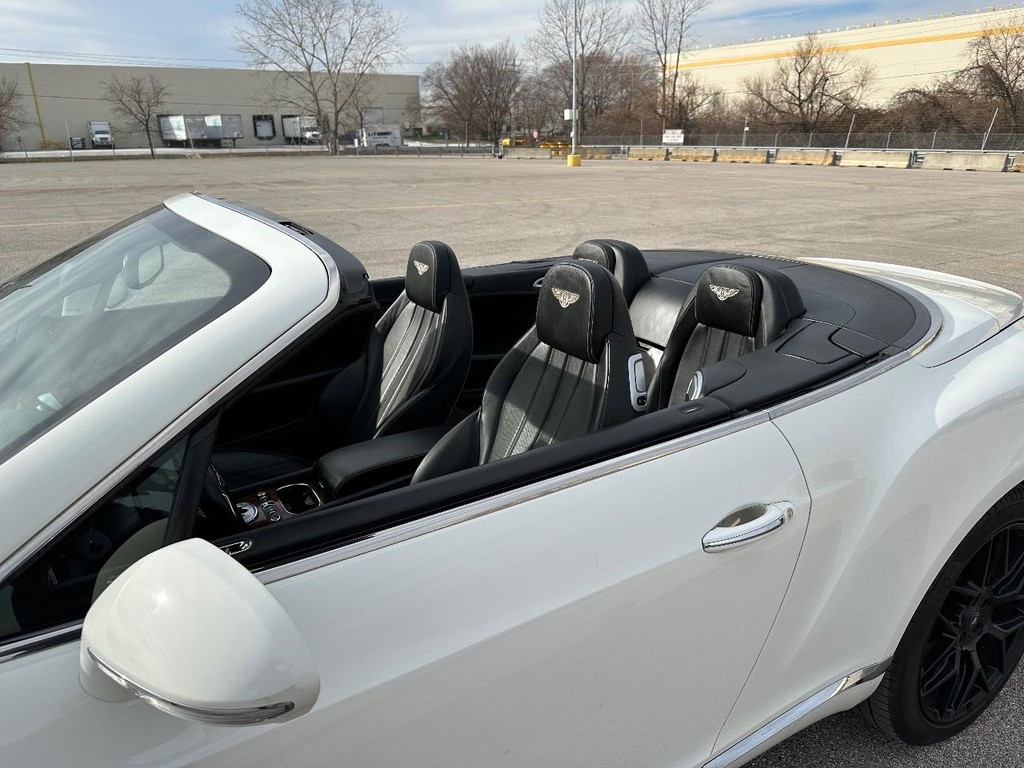 Bentley Continental GT V8 Vehicle Full-screen Gallery Image 20